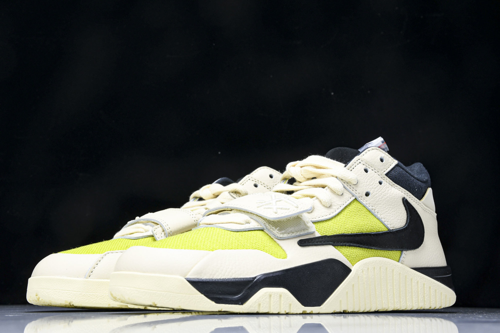 AJ Low 倒钩魔术贴 尺码36-48.5

纯原版出品-Air Jordan JumPman Jac