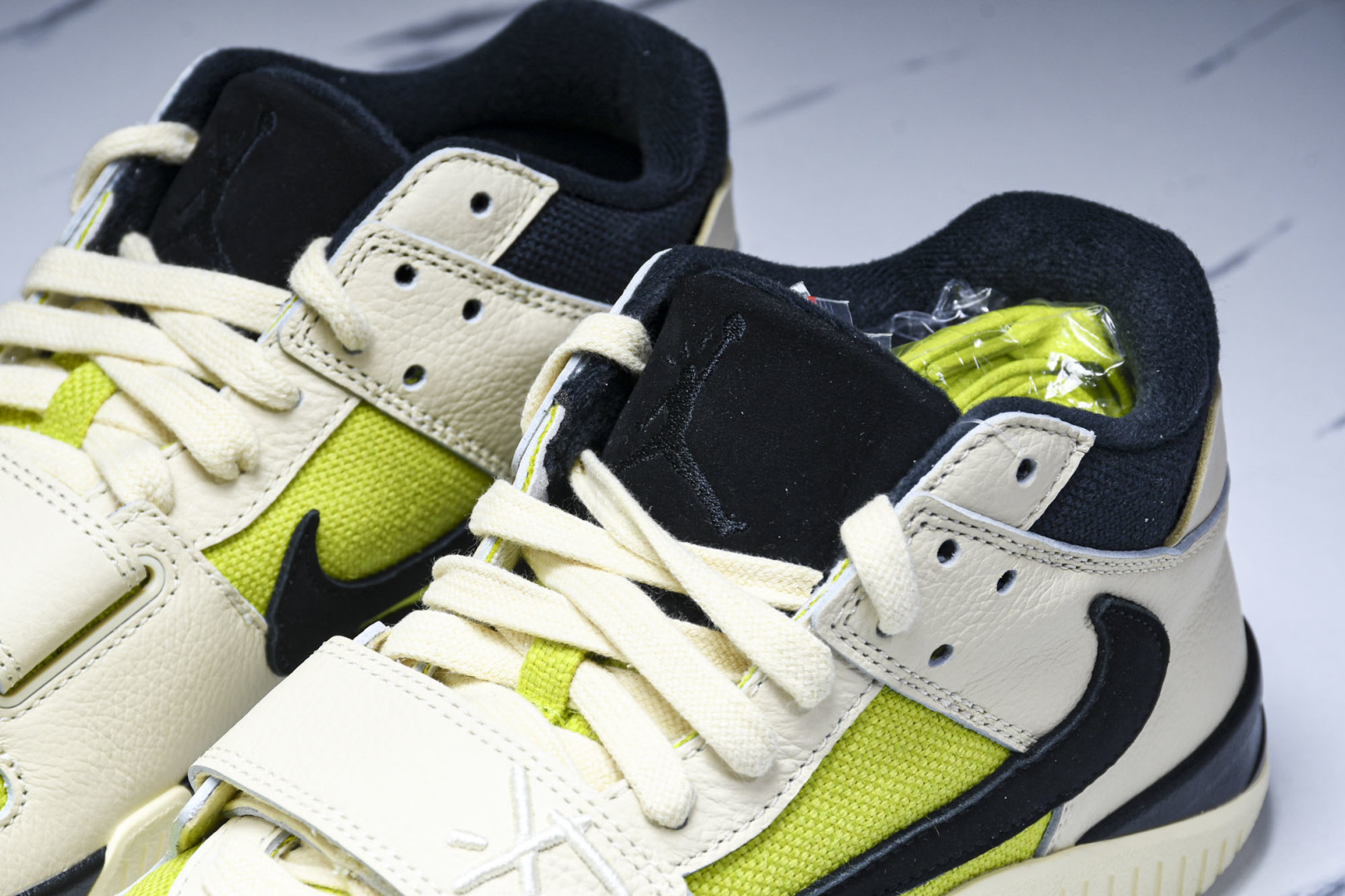 AJ Low 倒钩魔术贴 尺码36-48.5

纯原版出品-Air Jordan JumPman Jac