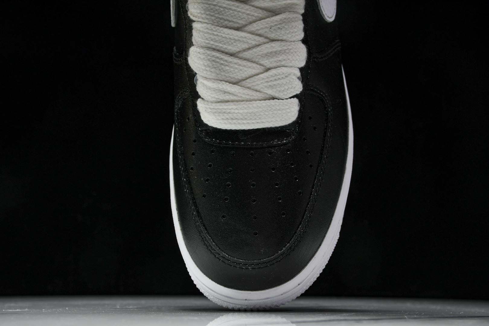 AF1权志龙 尺码36-47.5

纯原版出品-Air Force 1 Low G-Dragon Pea