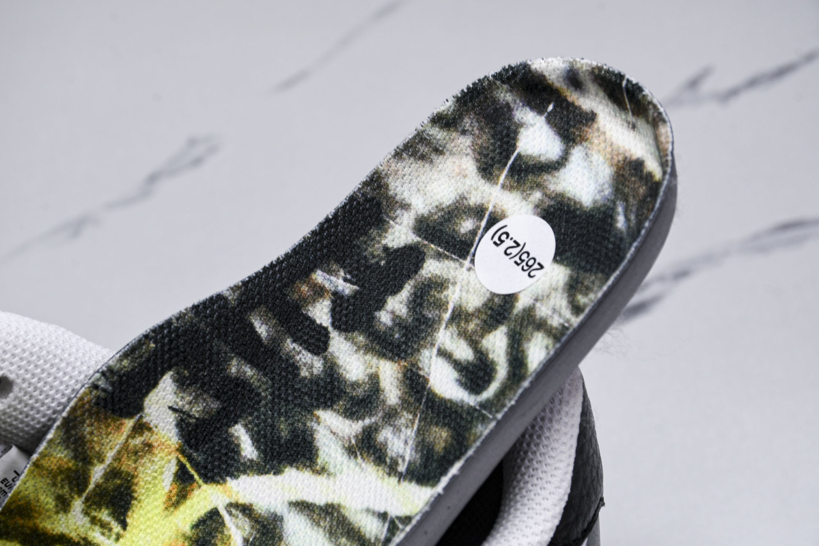 AF1权志龙 尺码36-47.5

纯原版出品-Air Force 1 Low G-Dragon Pea