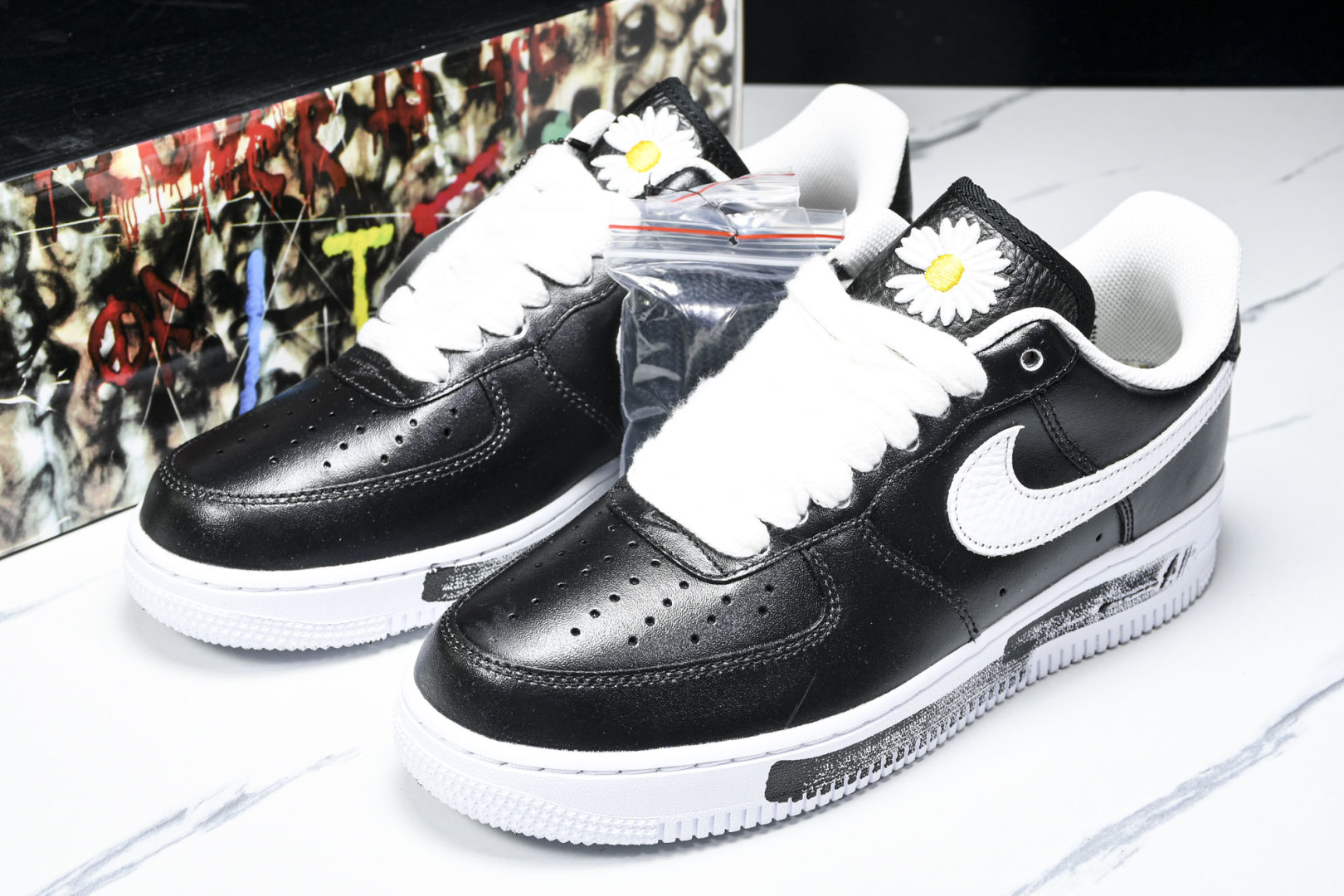AF1权志龙 尺码36-47.5

纯原版出品-Air Force 1 Low G-Dragon Pea