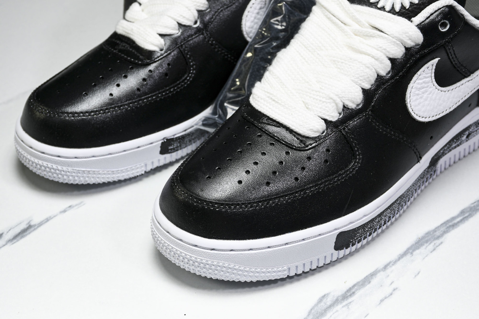 AF1权志龙 尺码36-47.5

纯原版出品-Air Force 1 Low G-Dragon Pea