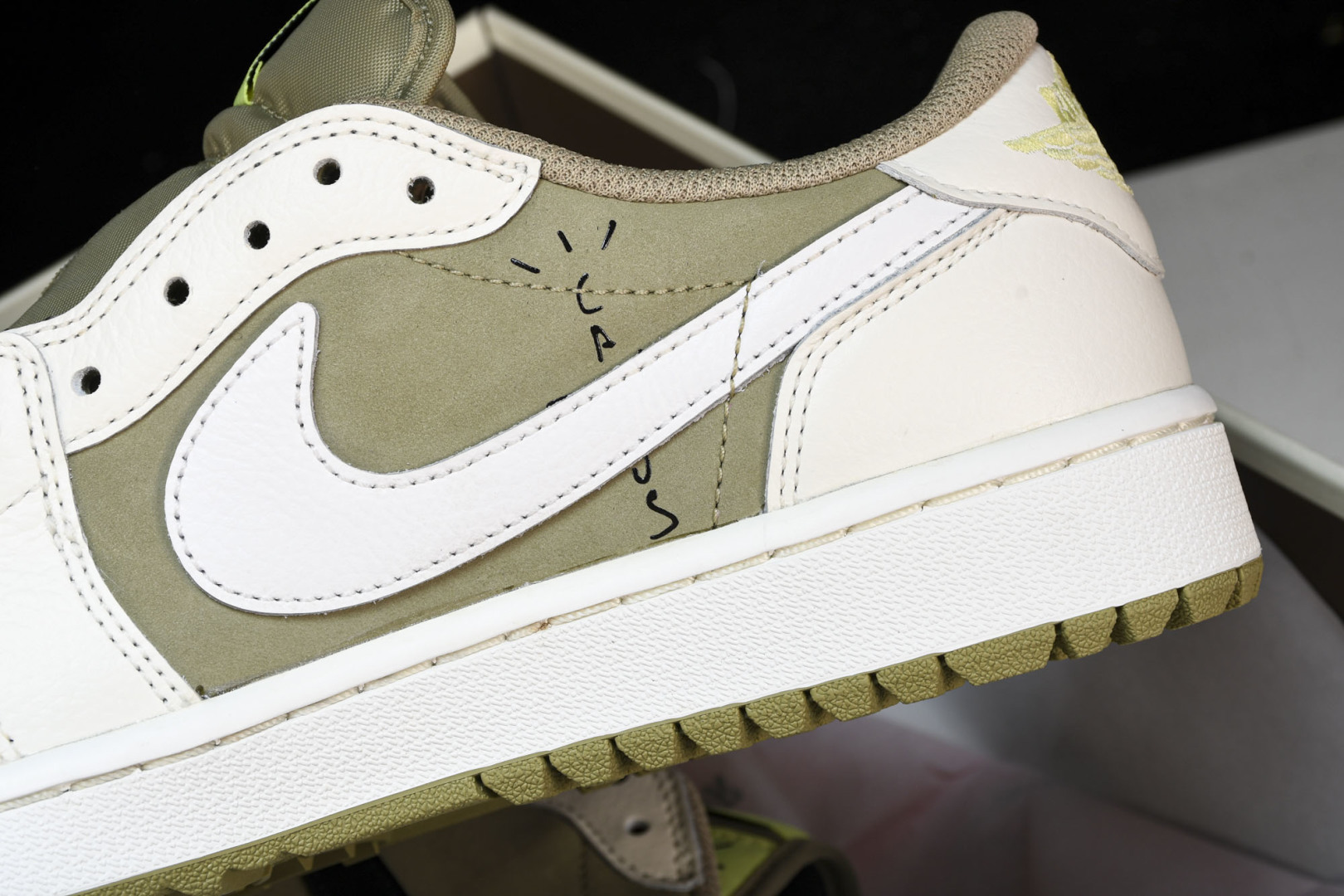 AJ1 Low 尺码36-48.5

纯原出品-Travis Scott x Air Jordan 1 
