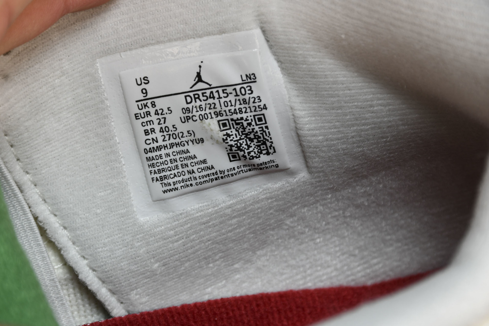AJ4 白绿 尺码40-47.5

纯原版出品-NK SB x Air Jordan 4“Pine Gr