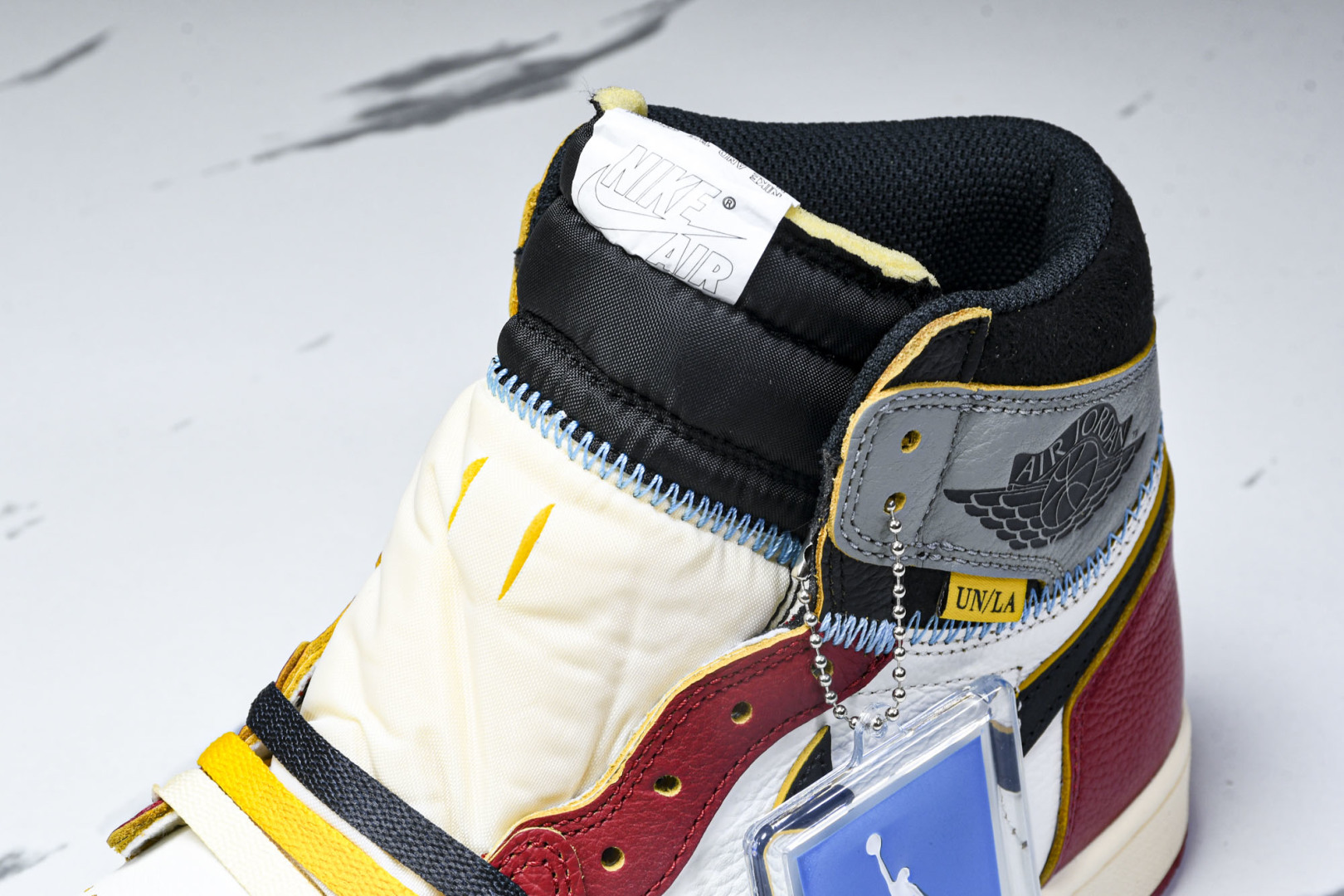 AJ1高帮 尺码40-47.5

纯原版出品-Air Jordan 1 Retro High OG SP