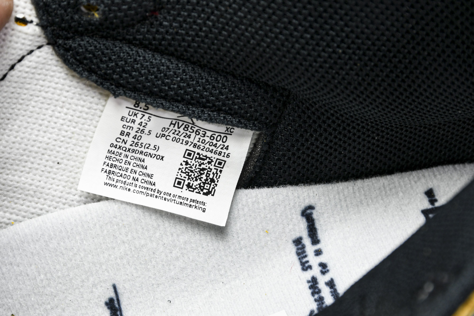 AJ1高帮 尺码40-47.5

纯原版出品-Air Jordan 1 Retro High OG SP
