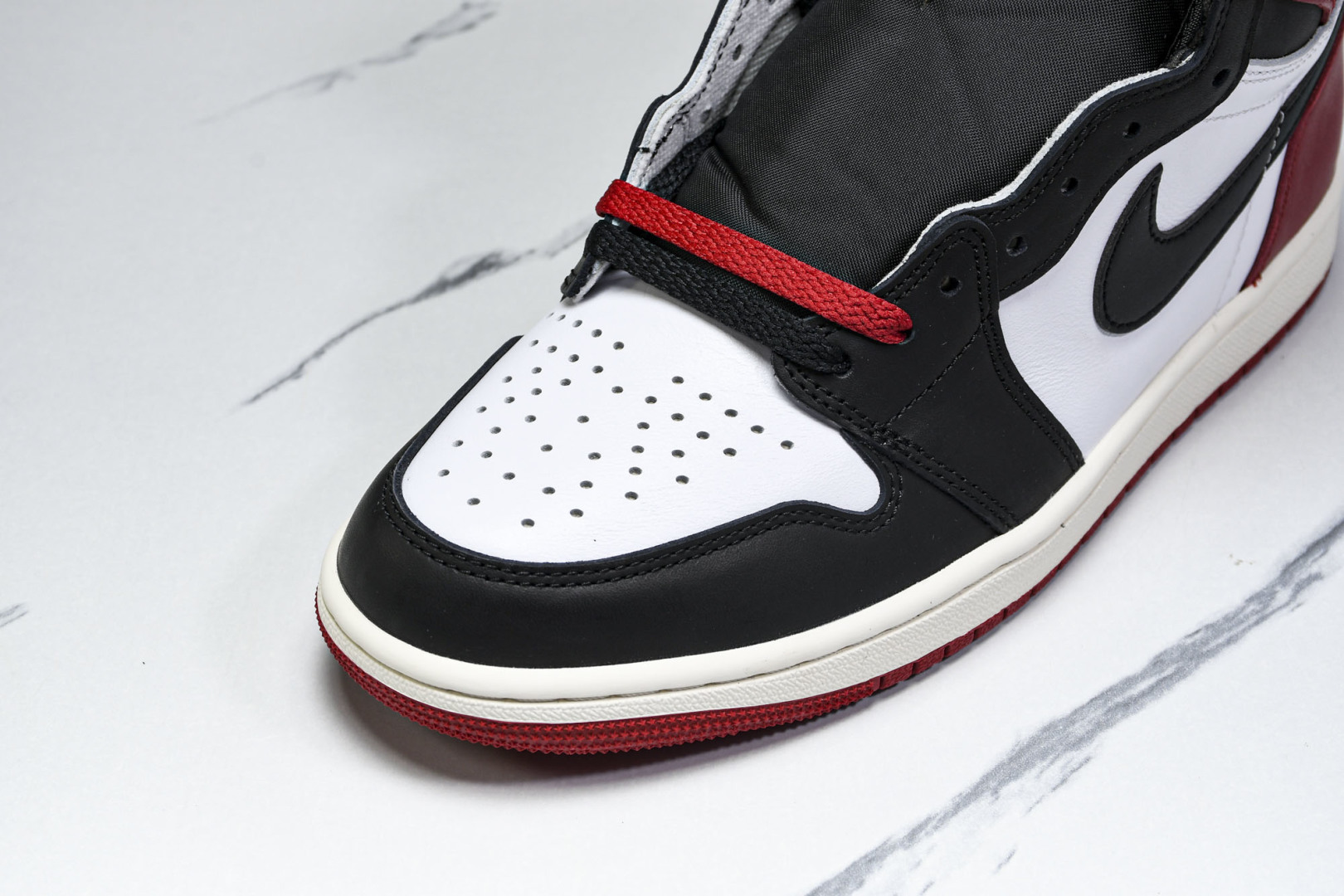 AJ1高帮 尺码40.5-47.5

纯原版出品-Air Jordan 1 Retro High OG 
