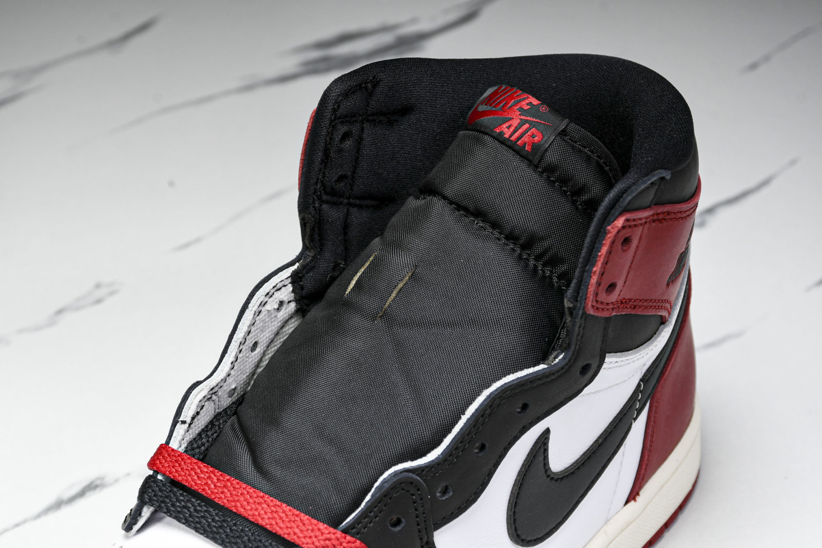 AJ1高帮 尺码40.5-47.5

纯原版出品-Air Jordan 1 Retro High OG 