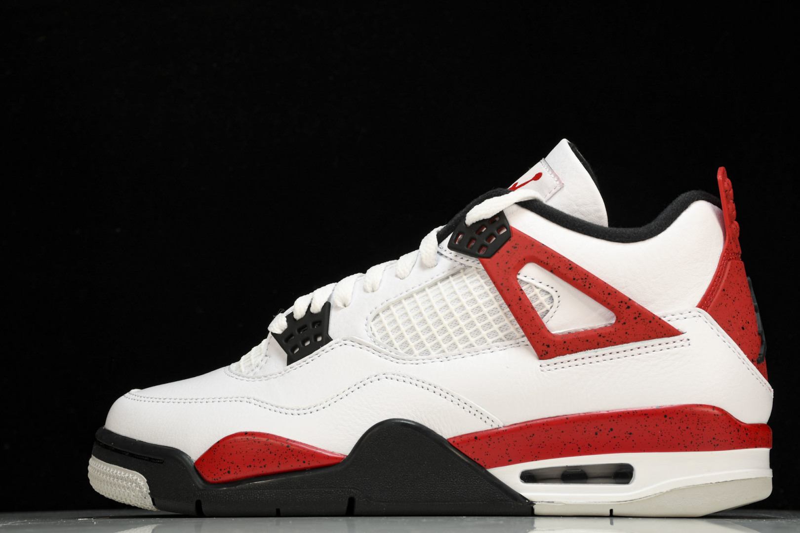 AJ4 白黑红 尺码40-47.5

纯原版出品-Air Jordan 4 Neutral Grey 白