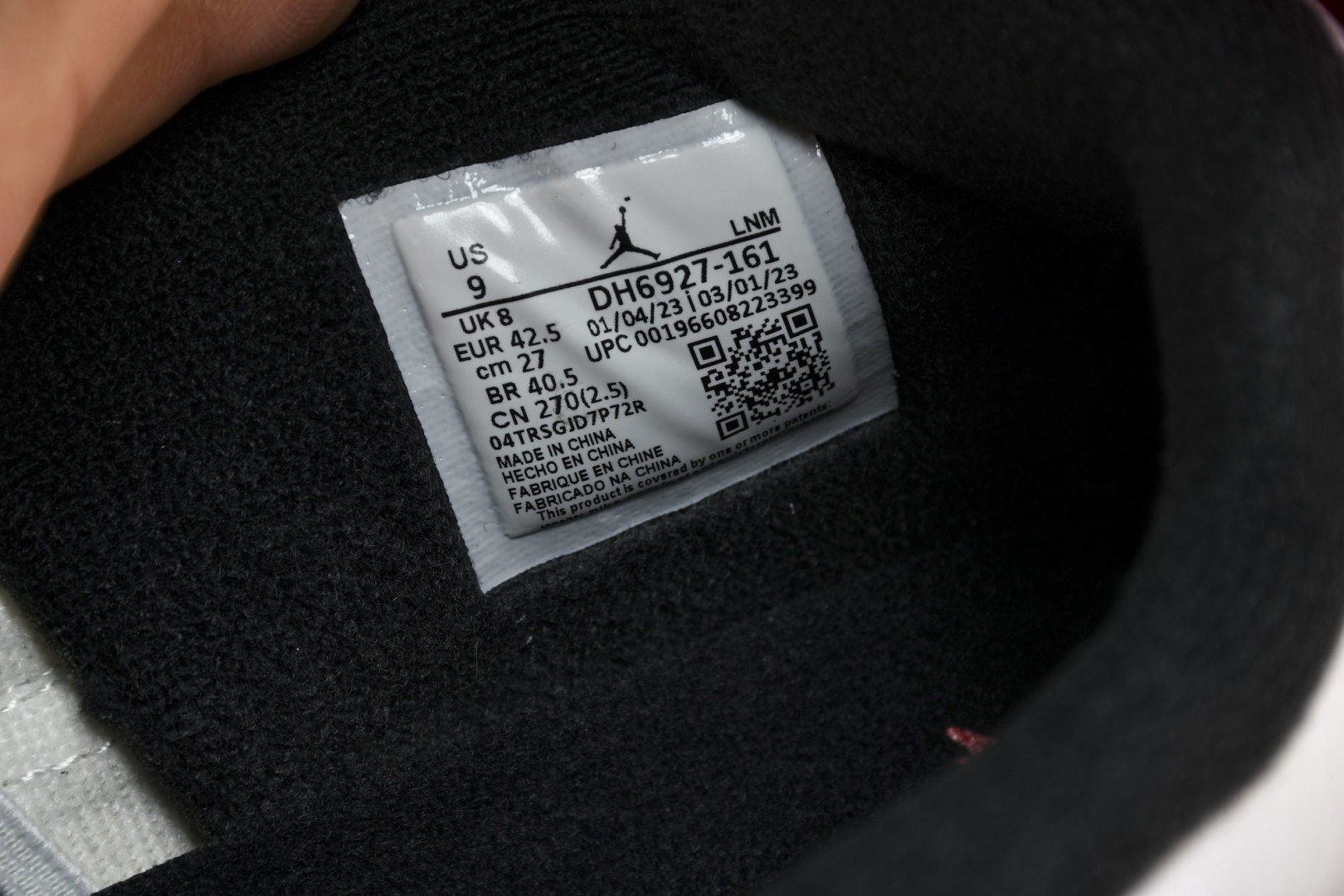 AJ4 白黑红 尺码40-47.5

纯原版出品-Air Jordan 4 Neutral Grey 白