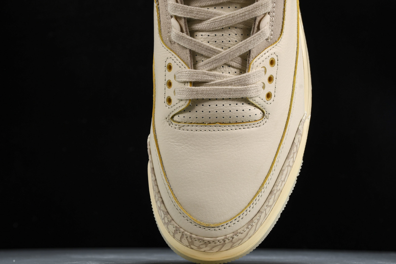 AJ3彩虹 尺码40-48.5

纯原出品-J Balvin x Air Jordan AJ3 彩虹 联
