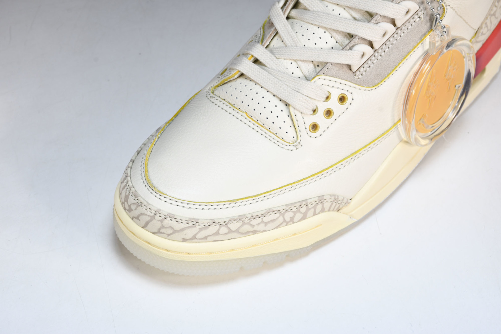 AJ3彩虹 尺码40-48.5

纯原出品-J Balvin x Air Jordan AJ3 彩虹 联