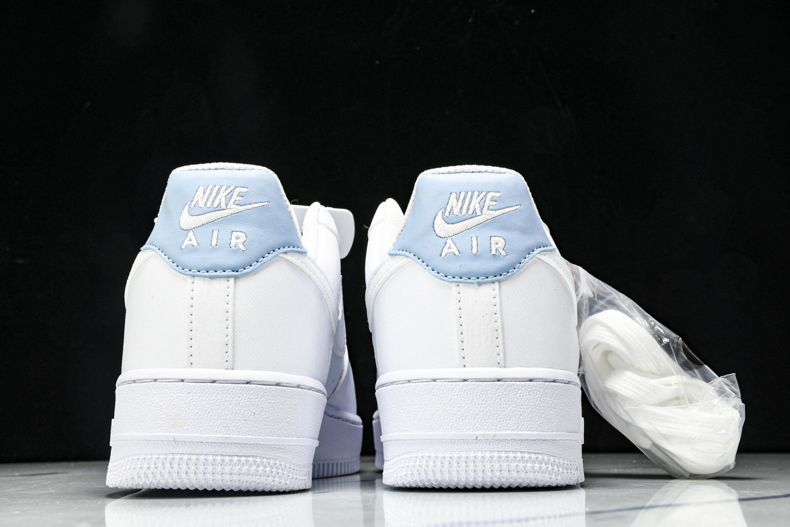  NK Air Force 1'07 Low 空军一号低帮休闲板鞋 IB7167-101 尺寸 36 3