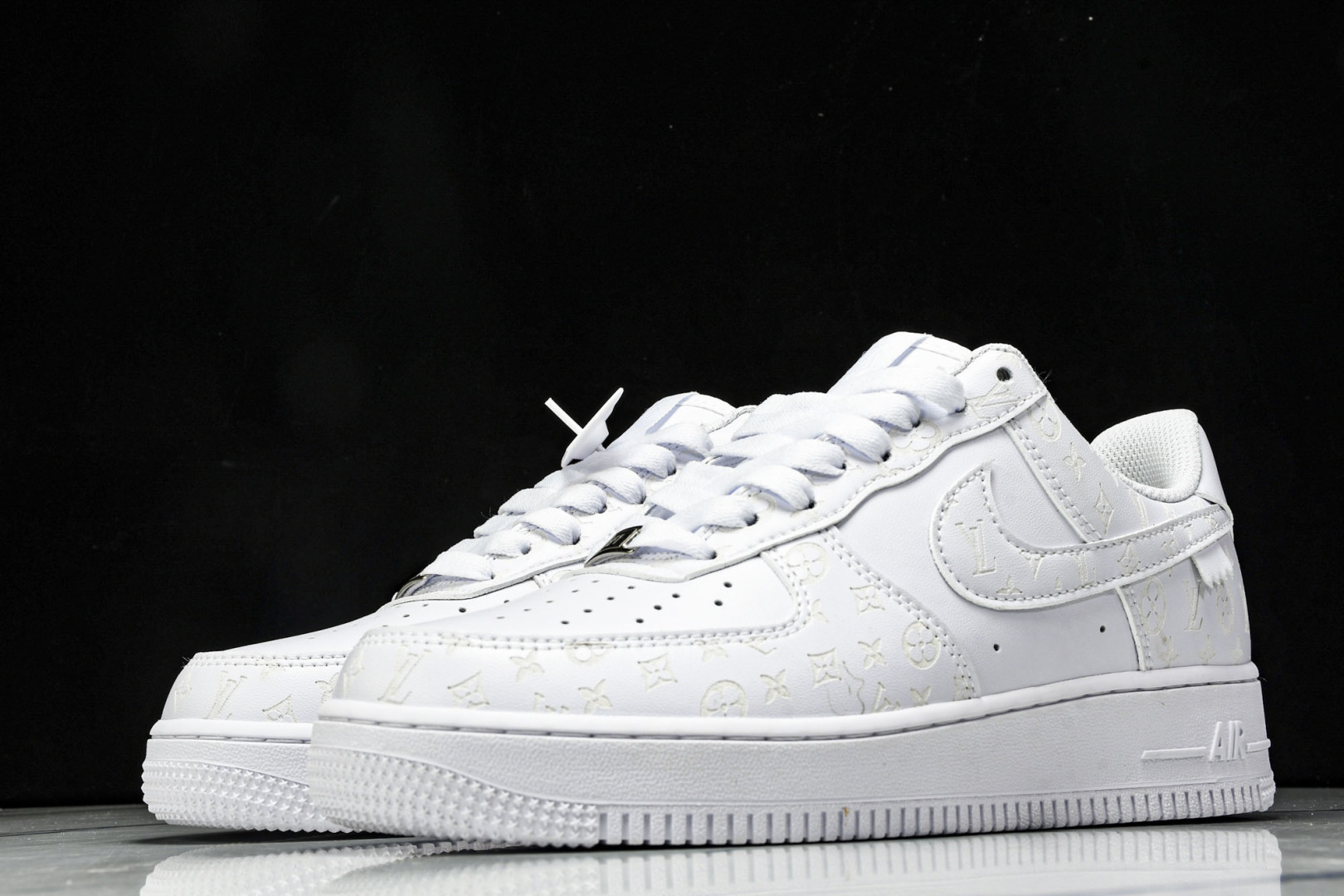  NK Air Force 1'07 Low 定制款 空军一号低帮休闲板鞋 CW2288-111 尺寸 