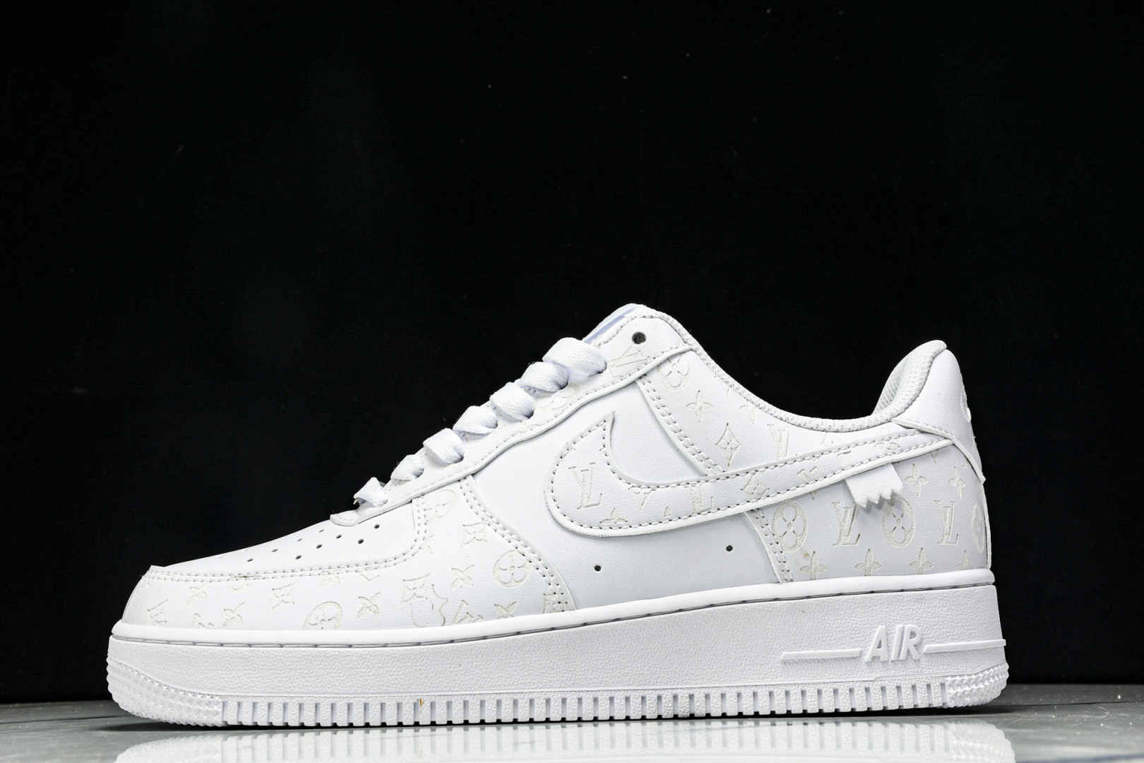  NK Air Force 1'07 Low 定制款 空军一号低帮休闲板鞋 CW2288-111 尺寸 