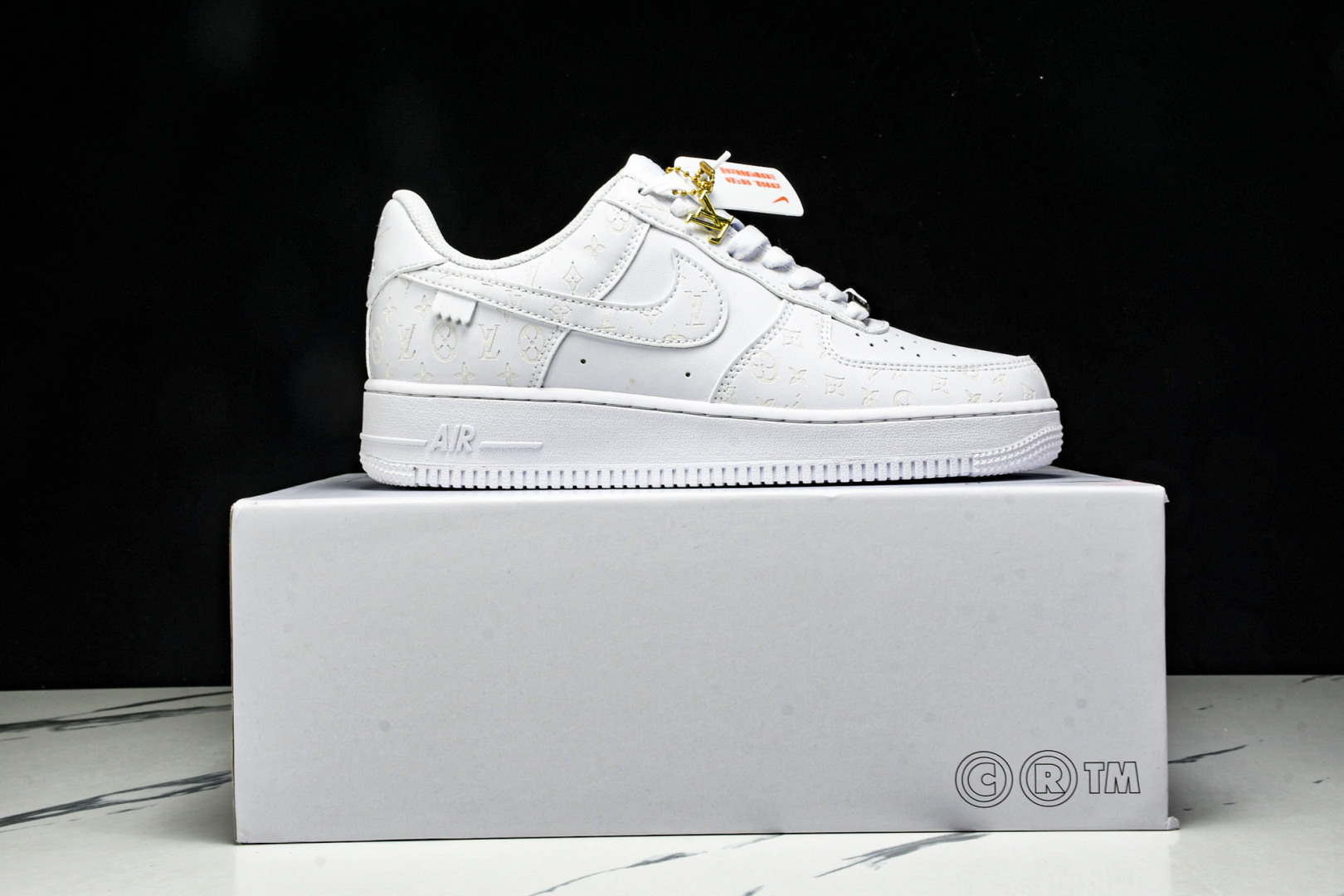  NK Air Force 1'07 Low 定制款 空军一号低帮休闲板鞋 CW2288-111 尺寸 