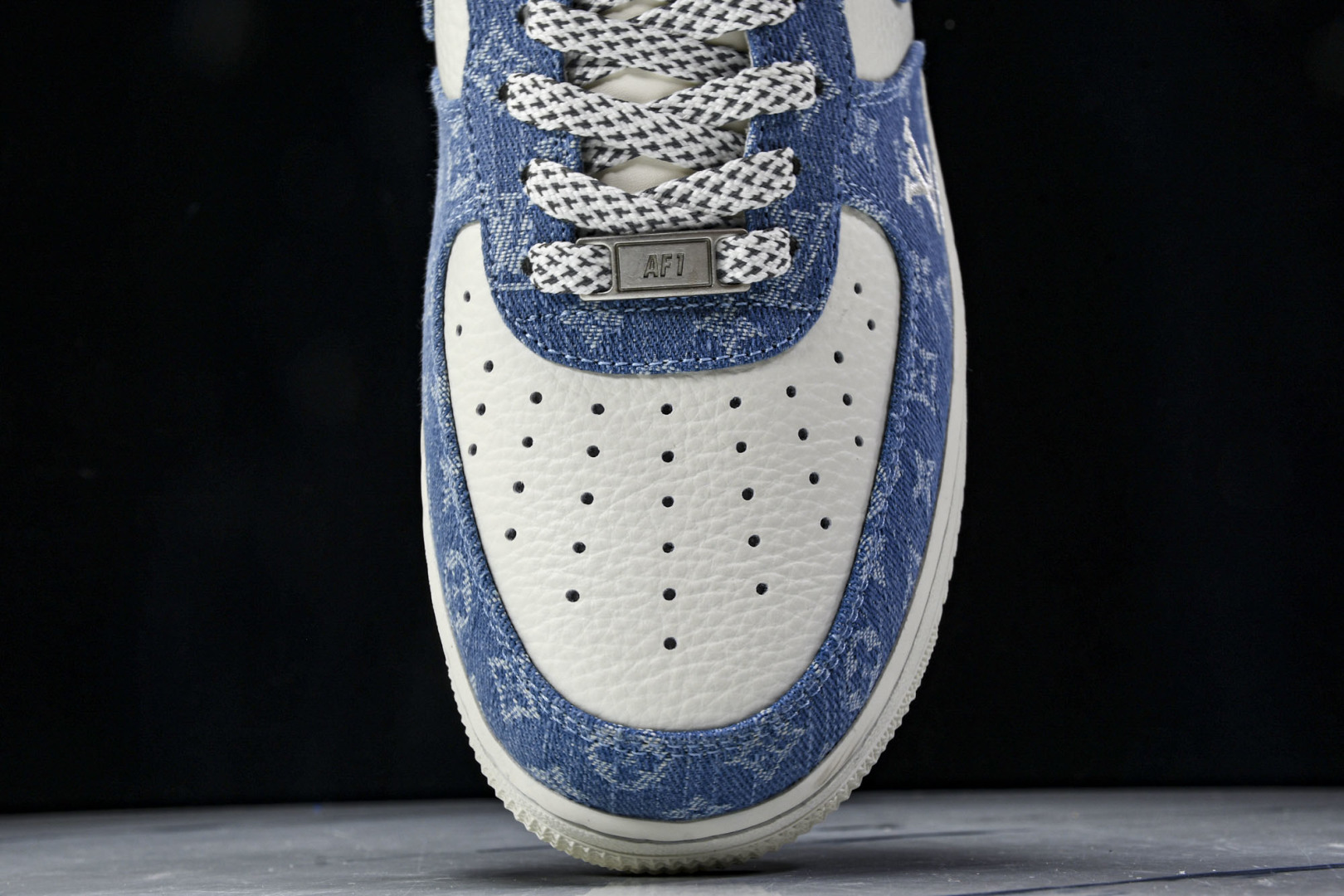  NK Air Force 1'07 Low LV联名 淡蓝牛仔 空军一号低帮休闲板鞋 SC0601-5