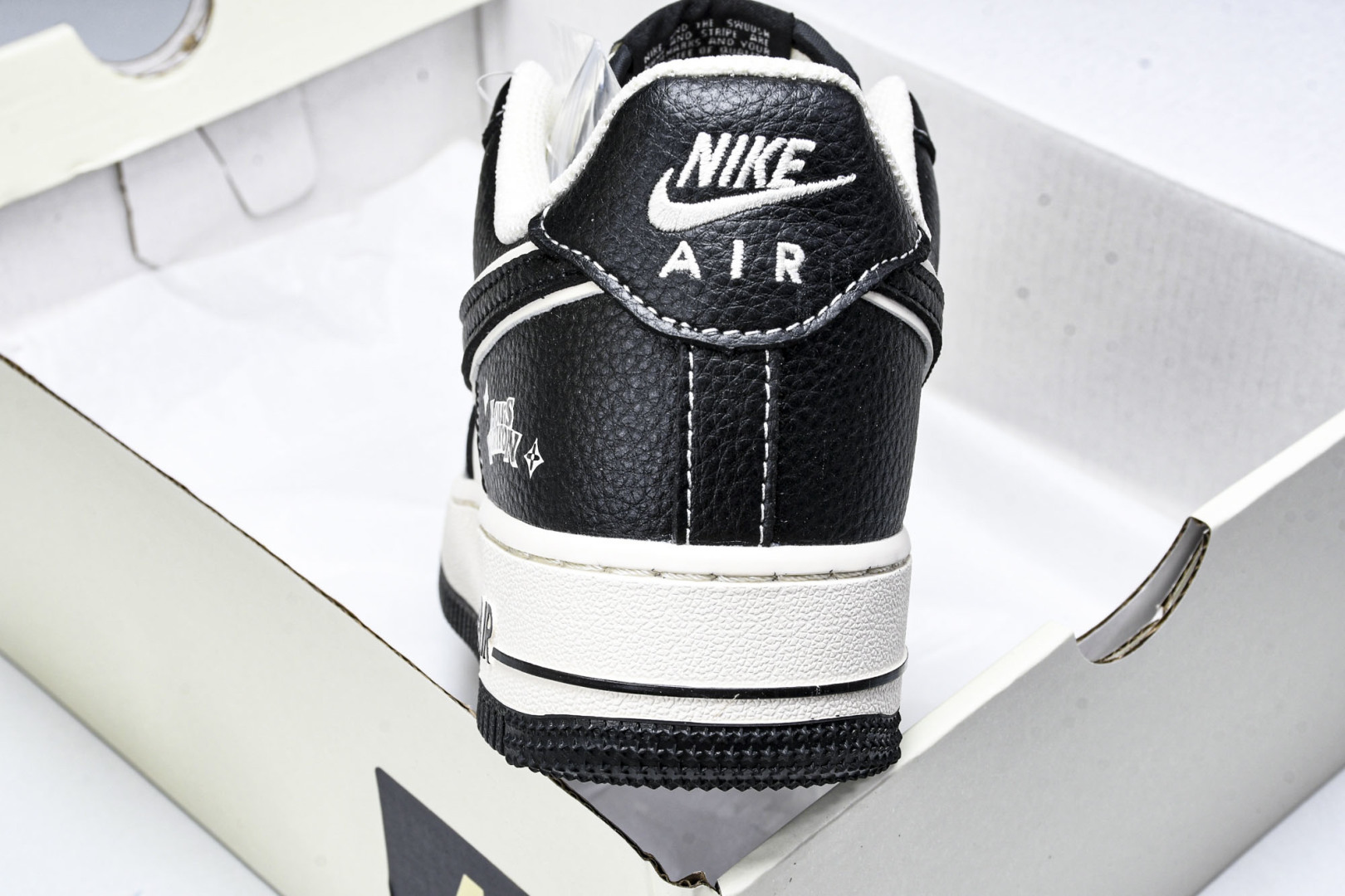  NK Air Force 1'07 Low LV联名 米黑反光 空军一号低帮休闲板鞋 HJ3188-0