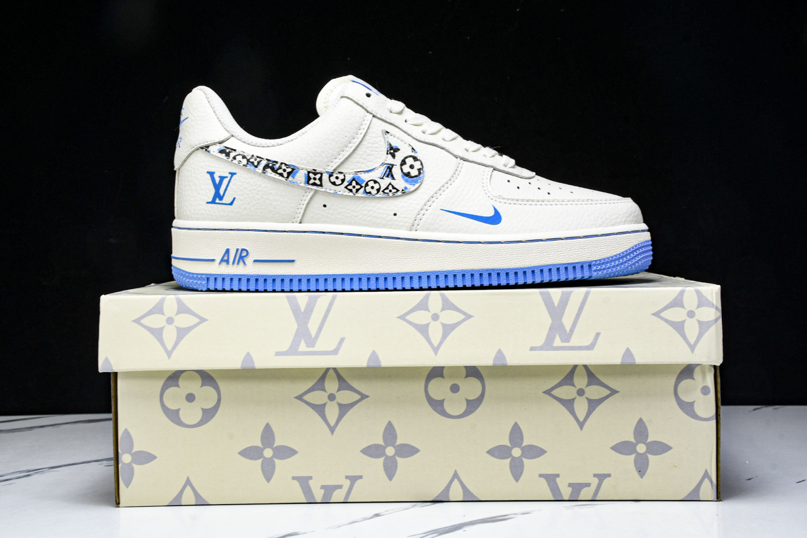 NK Air Force 1'07 Low LV联名 奶白霜蓝 空军一号低帮休闲板鞋 LW9279-0