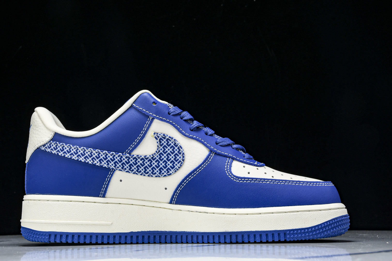  NK Air Force 1'07 Low LV联名 花纹蓝勾 空军一号低帮休闲板鞋 KK1988-0
