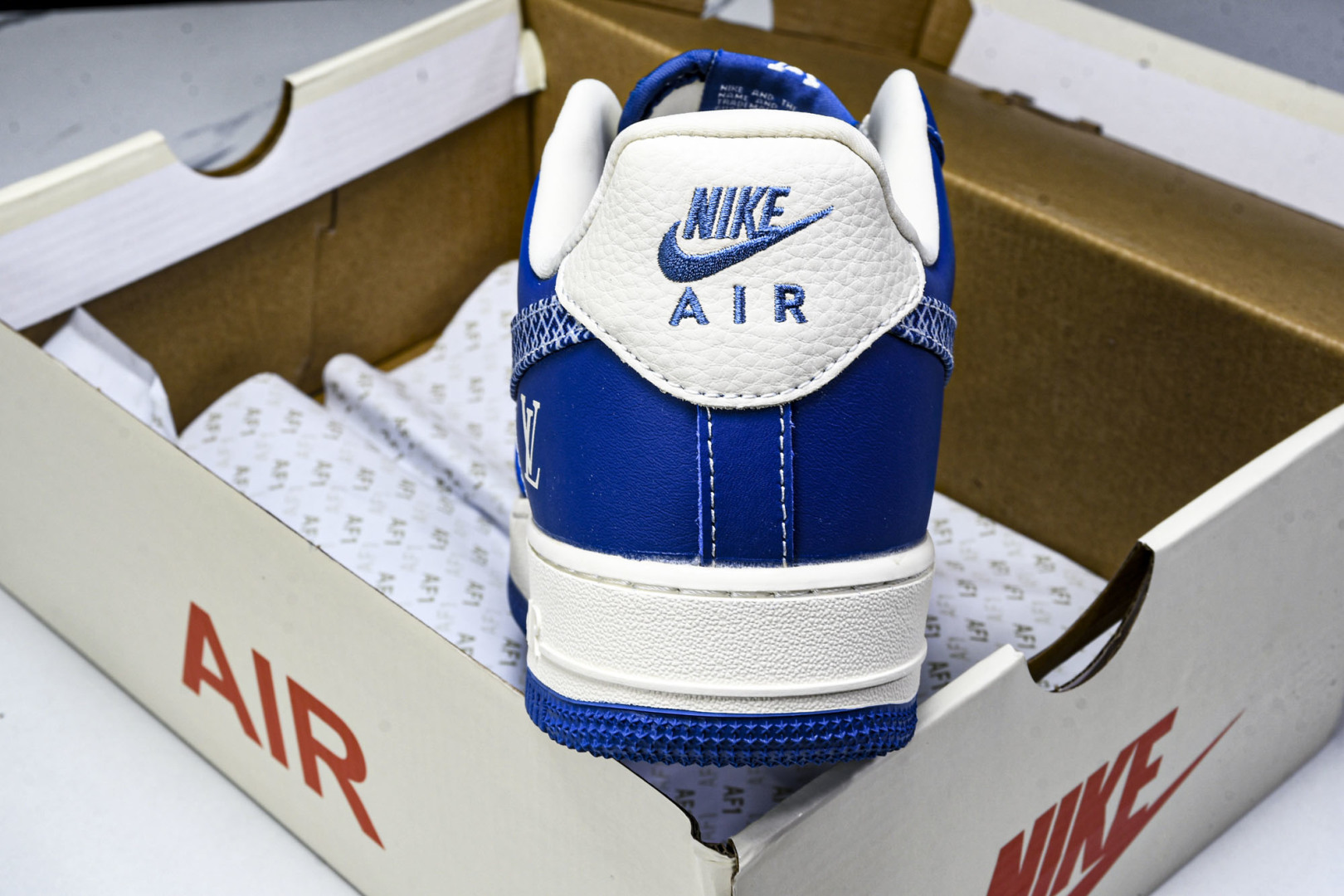  NK Air Force 1'07 Low LV联名 花纹蓝勾 空军一号低帮休闲板鞋 KK1988-0