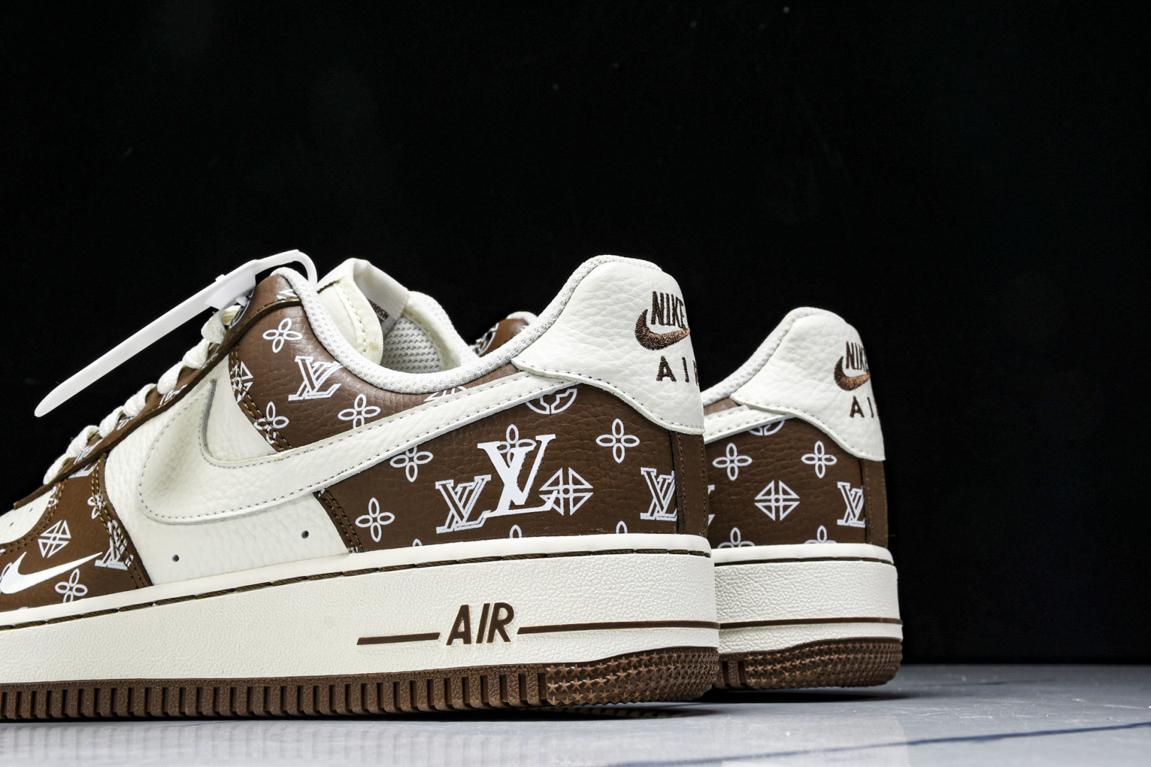  NK Air Force 1'07 Low LV联名 奶白棕 空军一号低帮休闲板鞋 LW9279-01