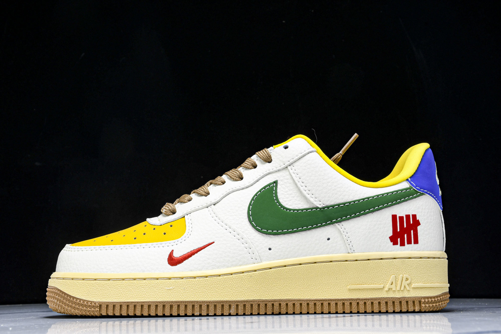  NK Air Force 1'07 Low UN联名 多彩拼接 空军一号低帮休闲板鞋 KB1688-0