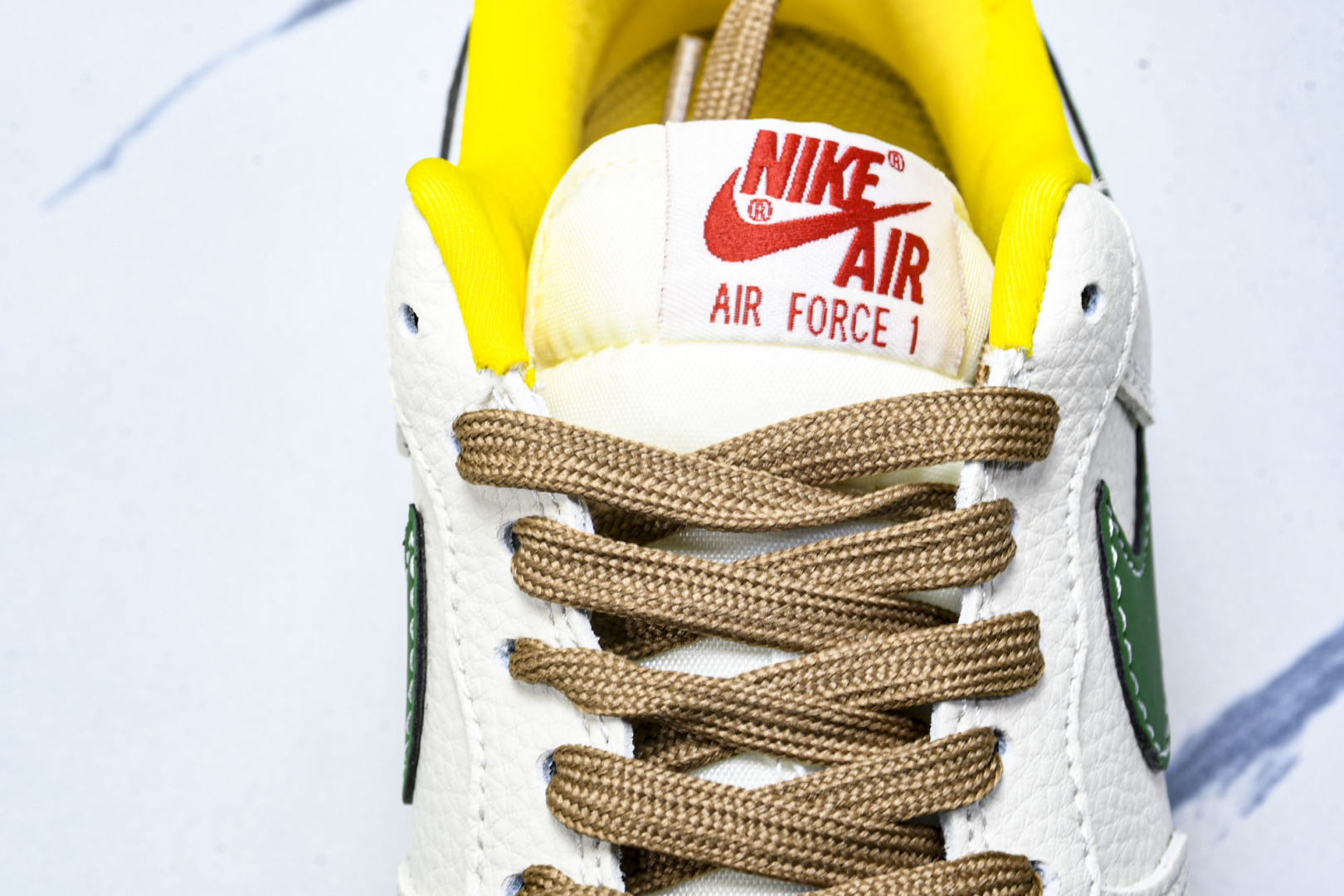  NK Air Force 1'07 Low UN联名 多彩拼接 空军一号低帮休闲板鞋 KB1688-0