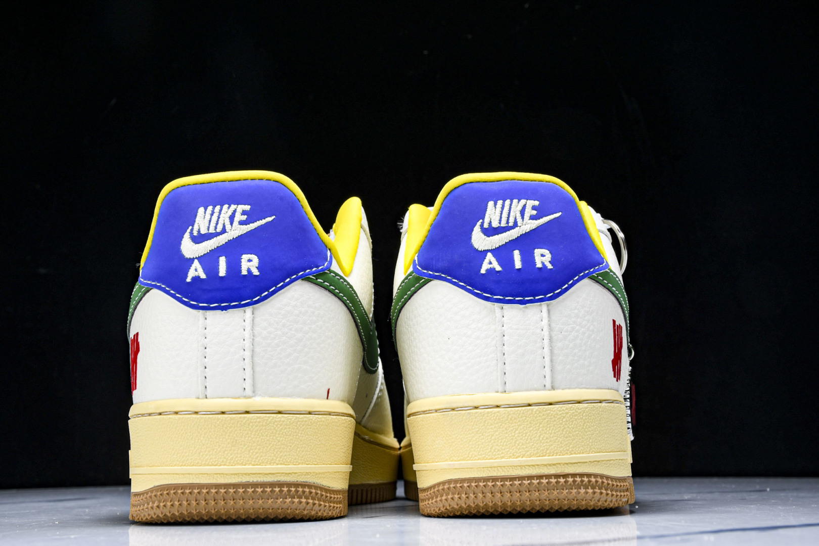  NK Air Force 1'07 Low UN联名 多彩拼接 空军一号低帮休闲板鞋 KB1688-0