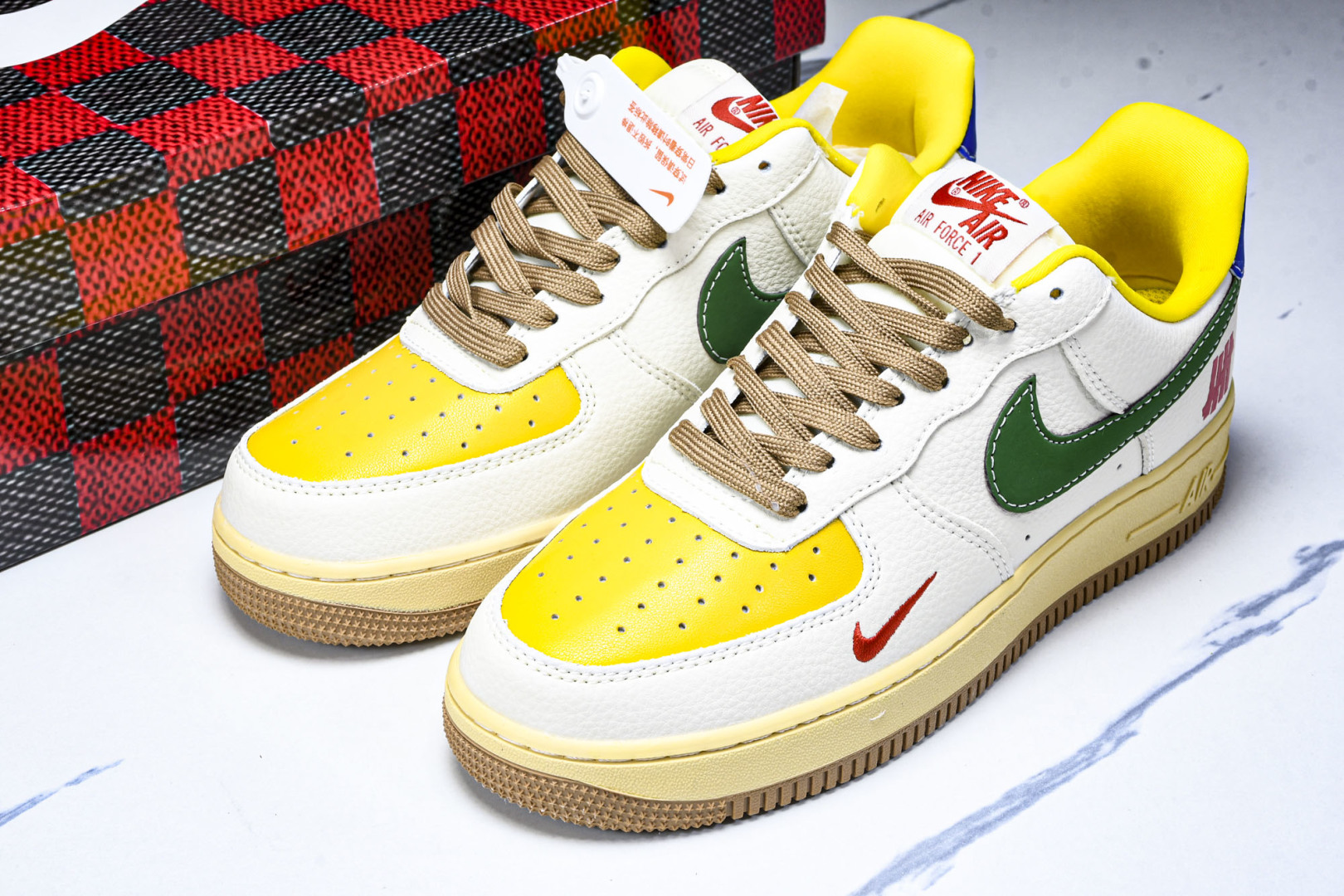  NK Air Force 1'07 Low UN联名 多彩拼接 空军一号低帮休闲板鞋 KB1688-0