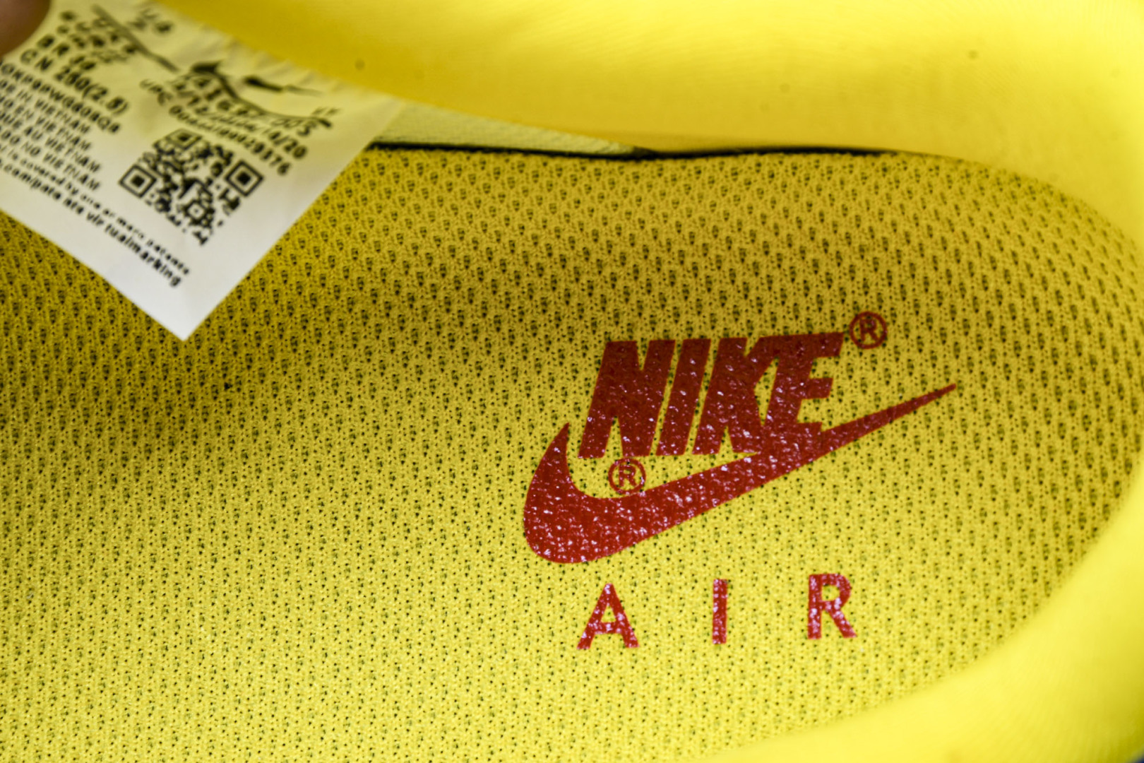  NK Air Force 1'07 Low UN联名 多彩拼接 空军一号低帮休闲板鞋 KB1688-0