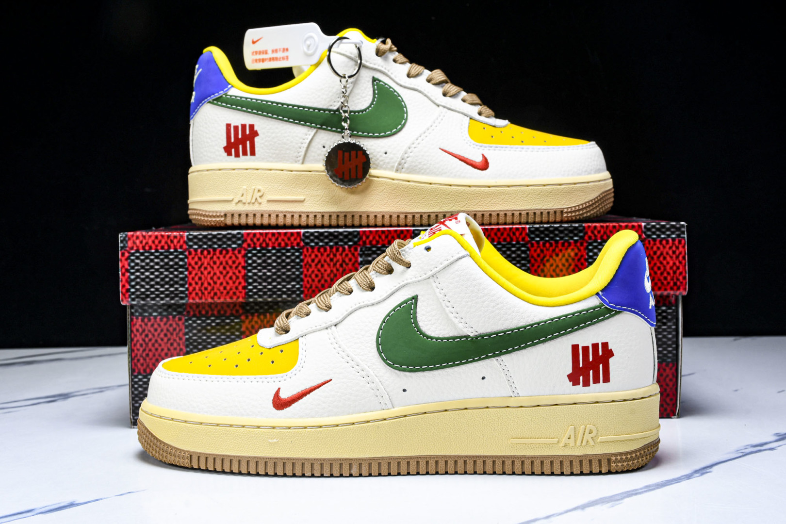  NK Air Force 1'07 Low UN联名 多彩拼接 空军一号低帮休闲板鞋 KB1688-0