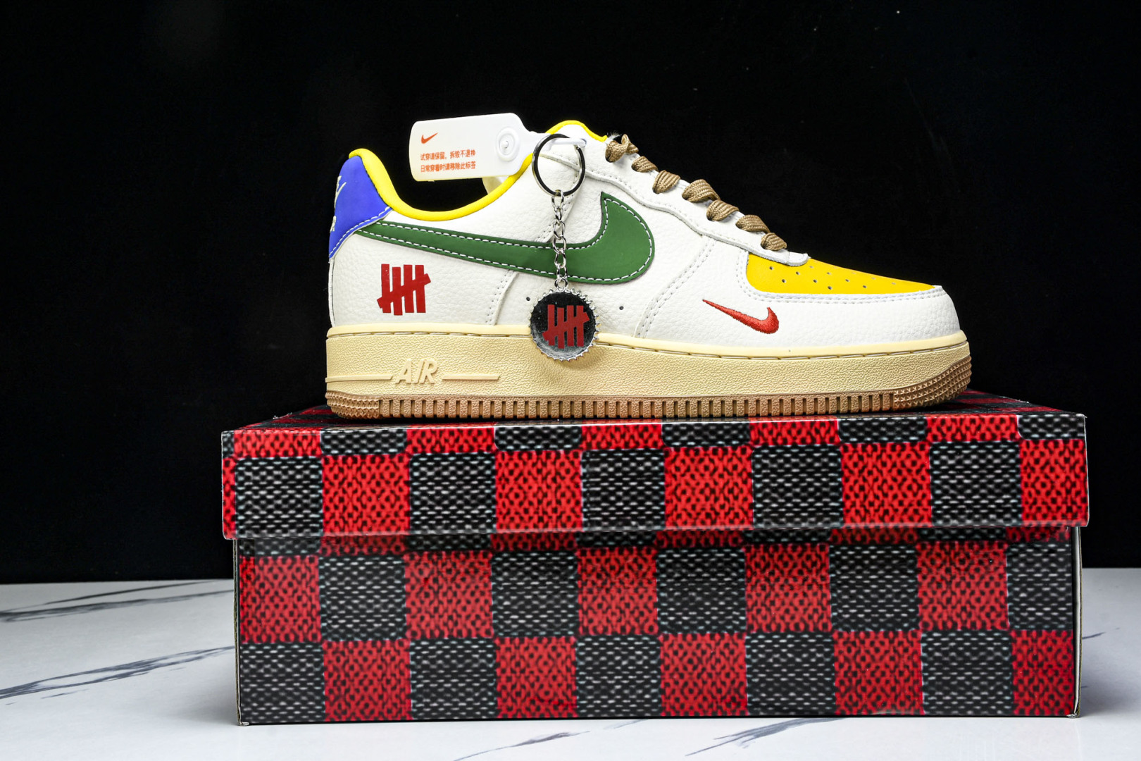  NK Air Force 1'07 Low UN联名 多彩拼接 空军一号低帮休闲板鞋 KB1688-0