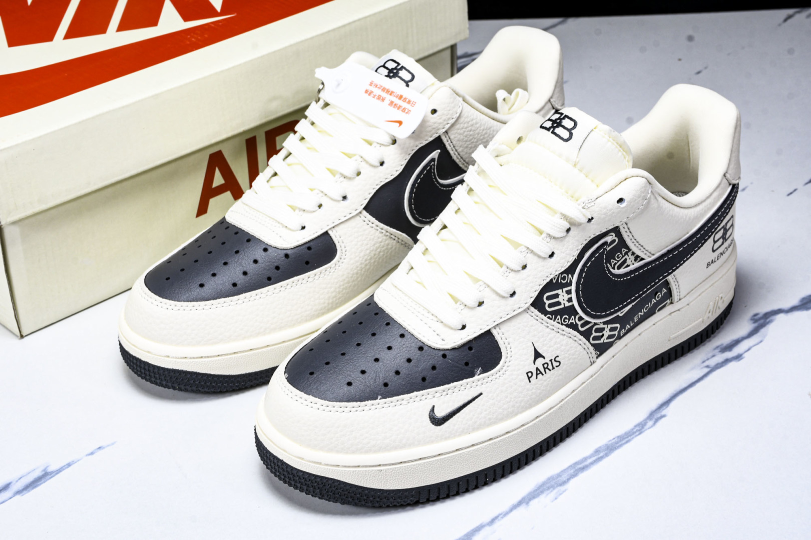 NK Air Force 1'07 Low 巴黎世家联名 米黑涂鸦 空军一号低帮休闲板鞋 XL1978