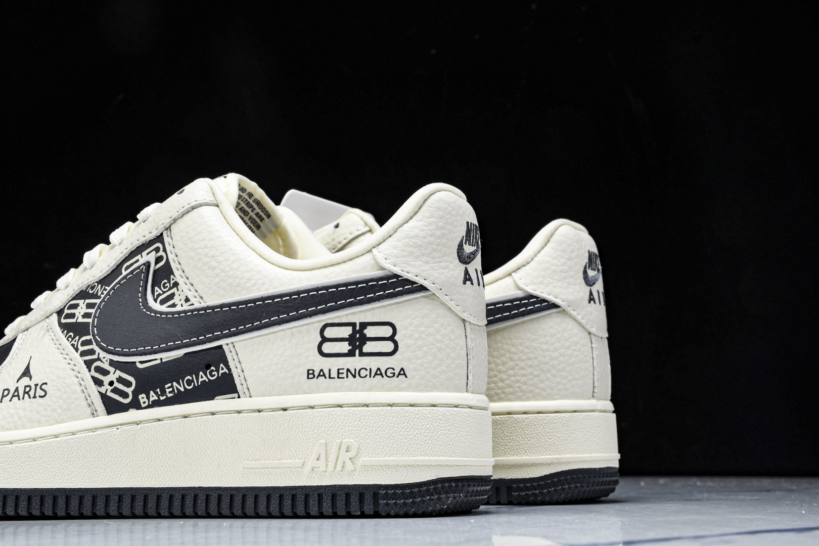  NK Air Force 1'07 Low 巴黎世家联名 米黑涂鸦 空军一号低帮休闲板鞋 XL1978
