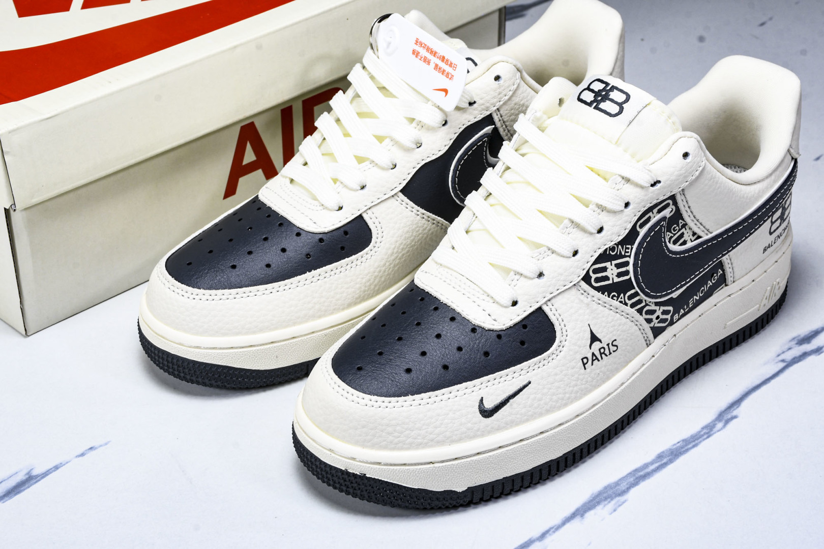  NK Air Force 1'07 Low 巴黎世家联名 米黑涂鸦 空军一号低帮休闲板鞋 XL1978