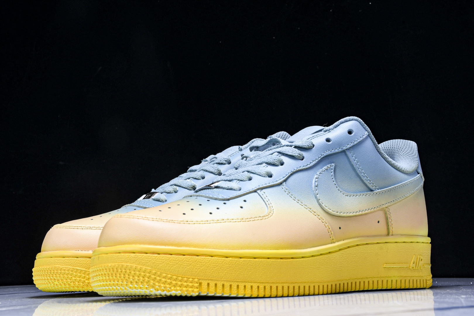  NK Air Force 1'07 Low 蓝黄渐变 空军一号低帮休闲板鞋 GS9875-002 尺寸