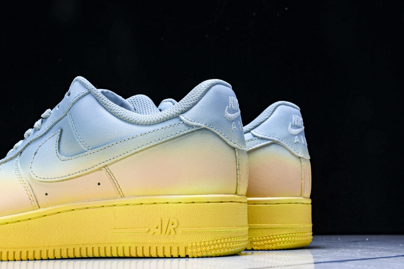  NK Air Force 1'07 Low 蓝黄渐变 空军一号低帮休闲板鞋 GS9875-002 尺寸