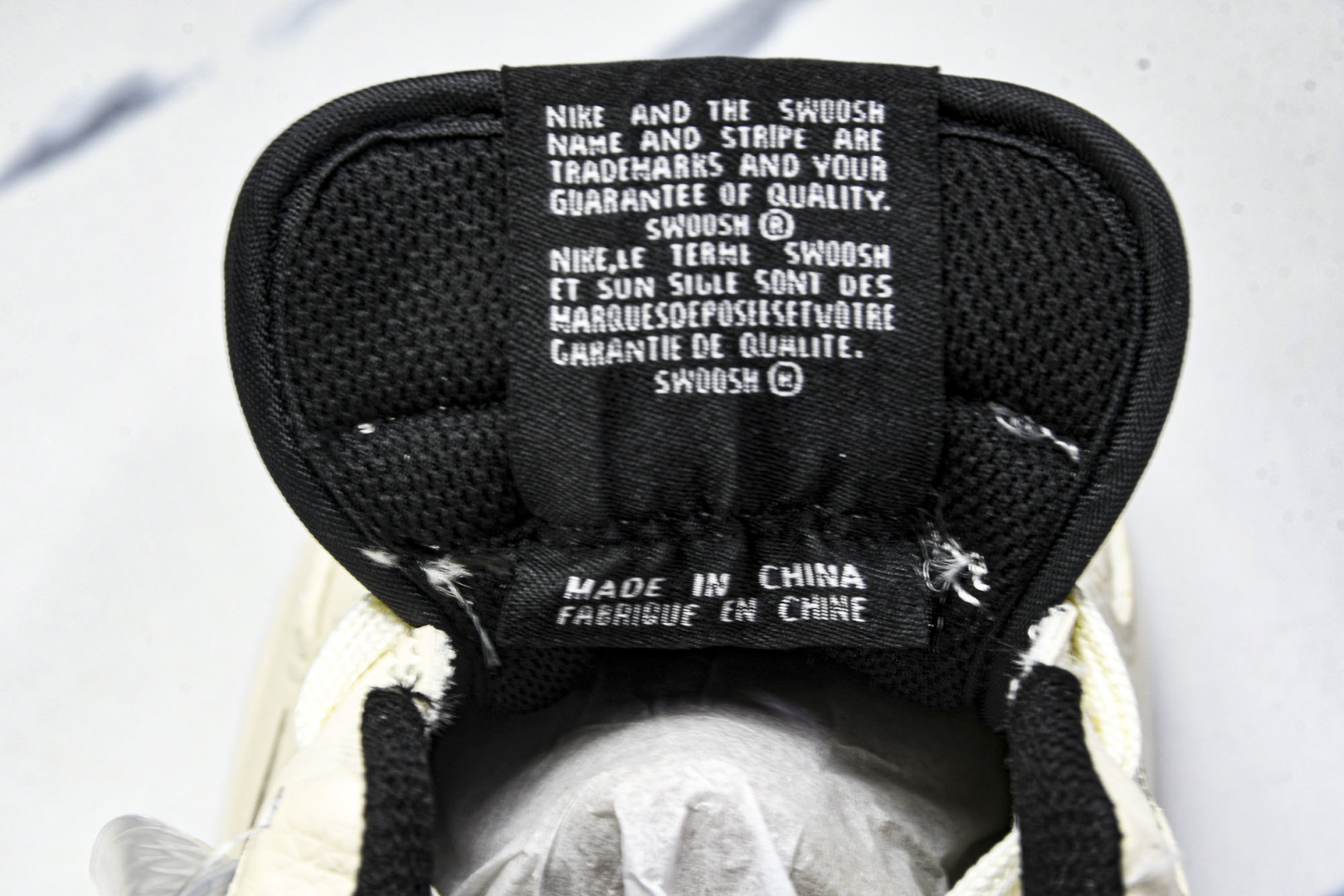  NK Air Force 1'07 Low 联名 米灰黑生胶 空军一号低帮休闲板鞋 HJ3318-00