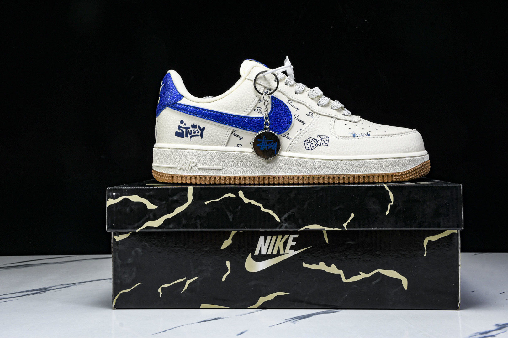  NK Air Force 1'07 Low 斯图西联名 骰子米蓝生胶 空军一号低帮休闲板鞋 KJ168