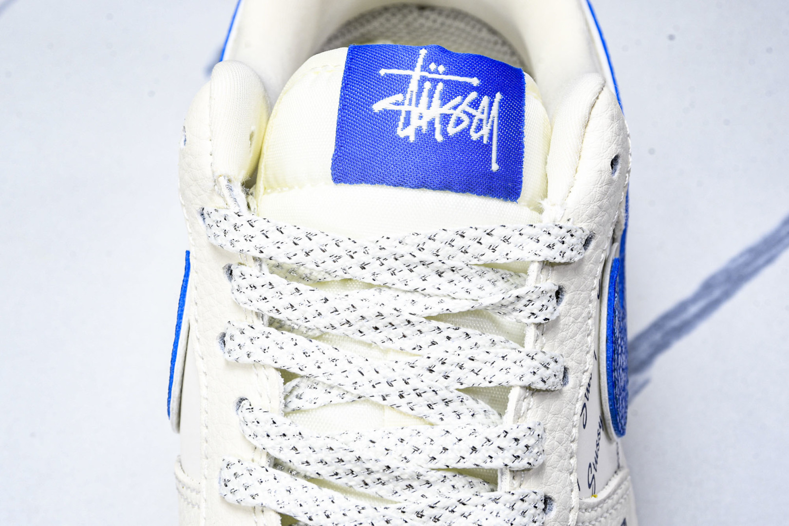  NK Air Force 1'07 Low 斯图西联名 骰子米蓝生胶 空军一号低帮休闲板鞋 KJ168