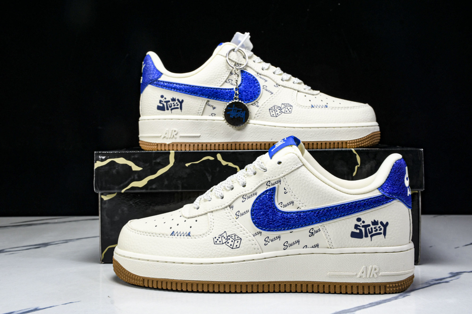  NK Air Force 1'07 Low 斯图西联名 骰子米蓝生胶 空军一号低帮休闲板鞋 KJ168