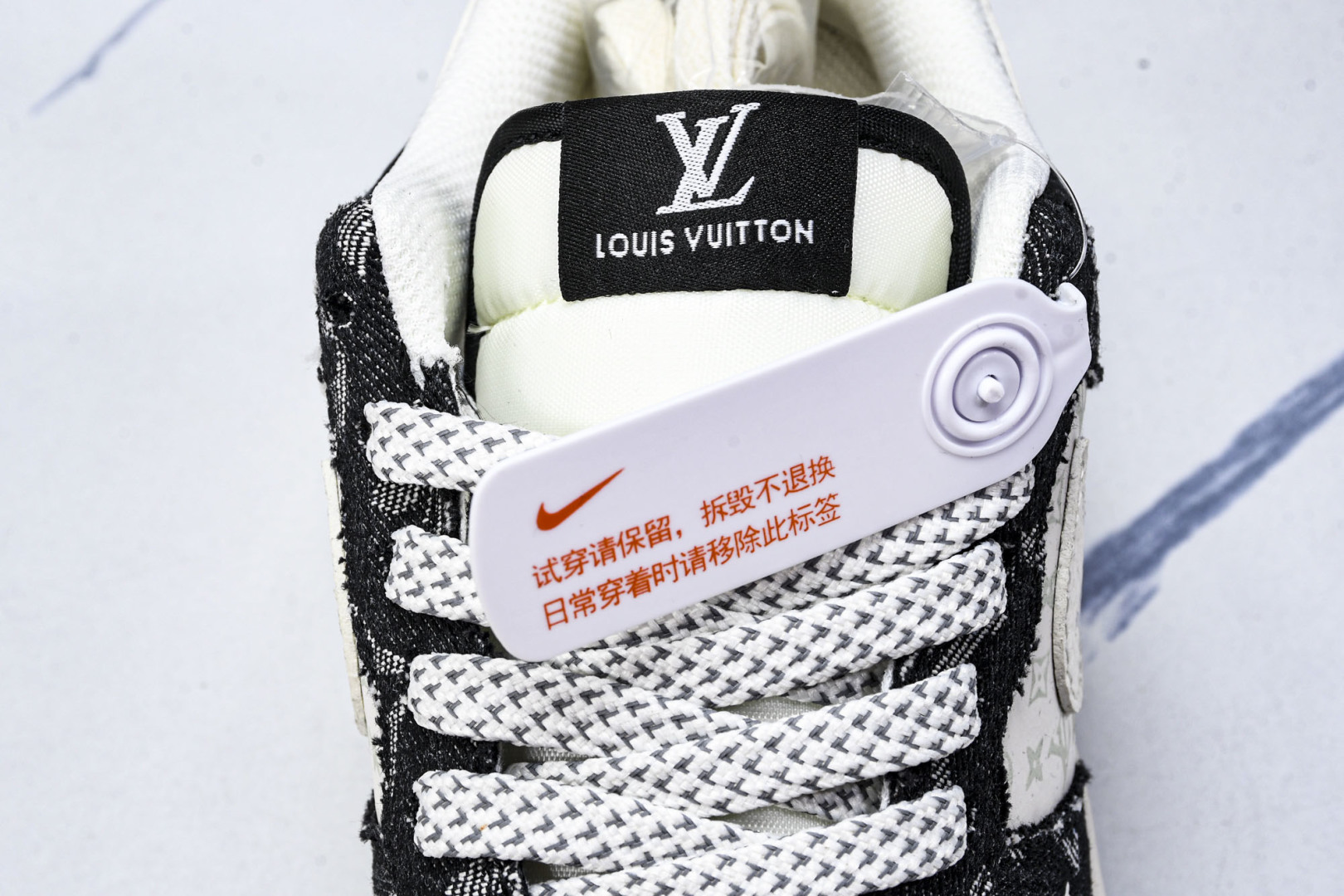  NK Air Force 1'07 Low 斯图西联名 做旧牛仔 空军一号低帮休闲板鞋 XS1958-