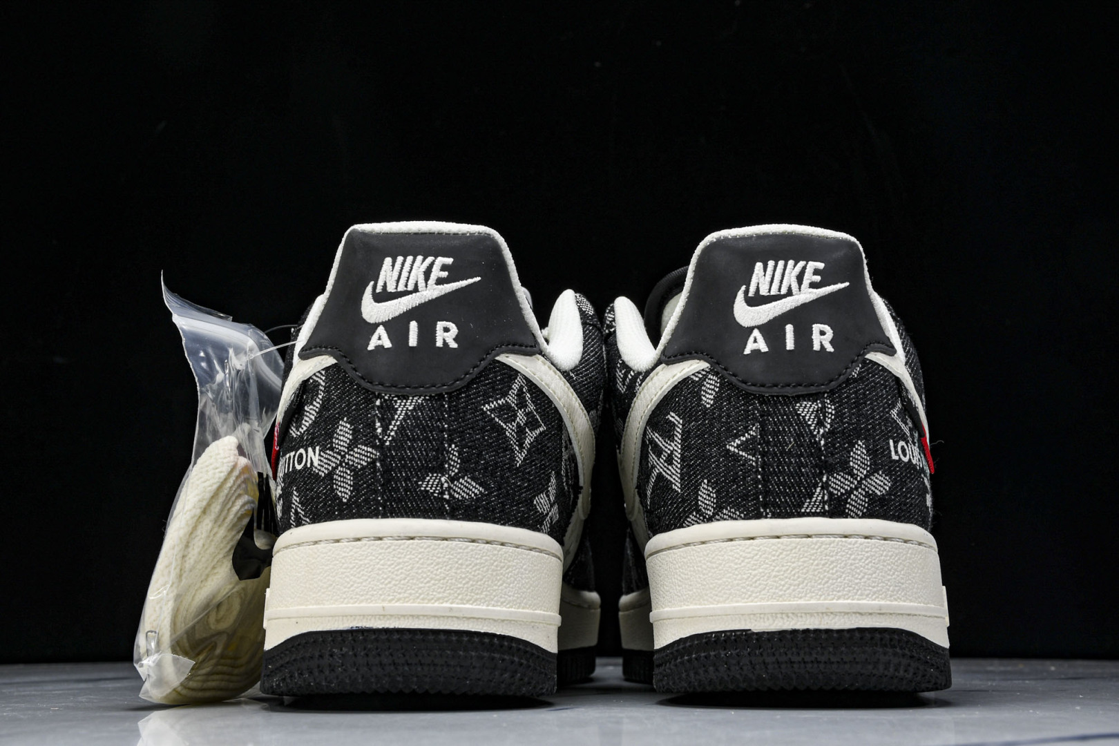  NK Air Force 1'07 Low 斯图西联名 做旧牛仔 空军一号低帮休闲板鞋 XS1958-