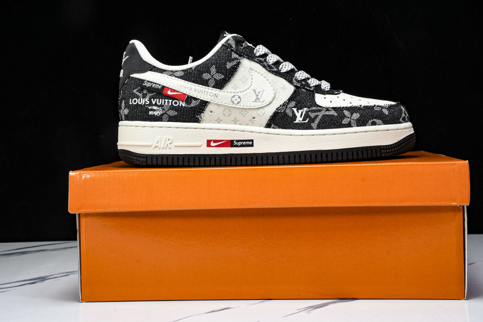  NK Air Force 1'07 Low 斯图西联名 做旧牛仔 空军一号低帮休闲板鞋 XS1958-