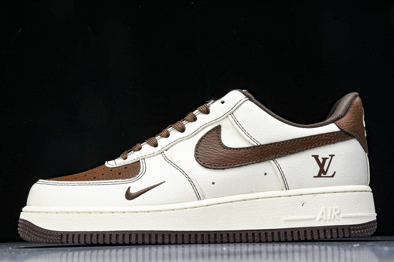  NK Air Force 1'07 Low LV联名 巧克力勾 空军一号低帮休闲板鞋 KK1988-0
