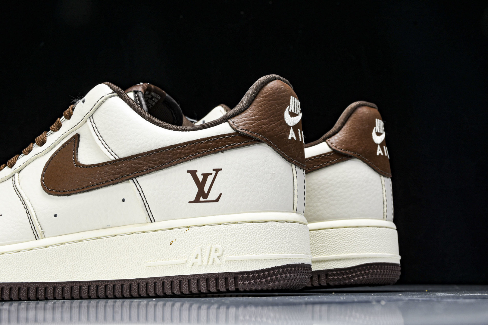  NK Air Force 1'07 Low LV联名 巧克力勾 空军一号低帮休闲板鞋 KK1988-0