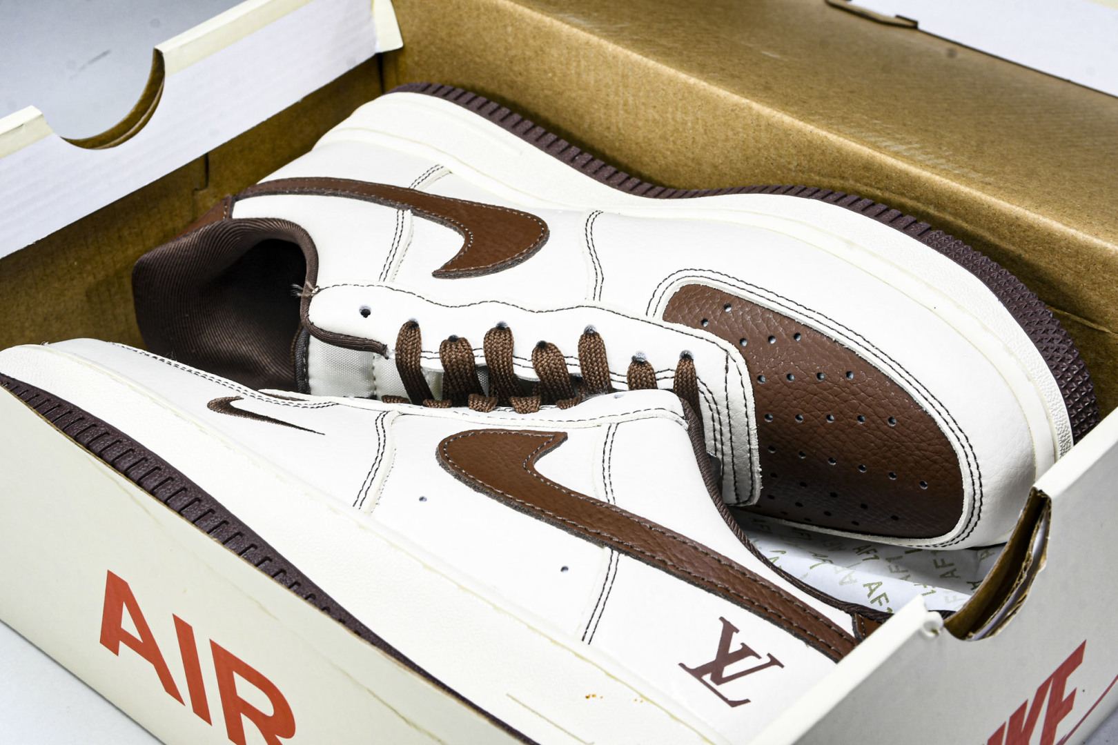  NK Air Force 1'07 Low LV联名 巧克力勾 空军一号低帮休闲板鞋 KK1988-0
