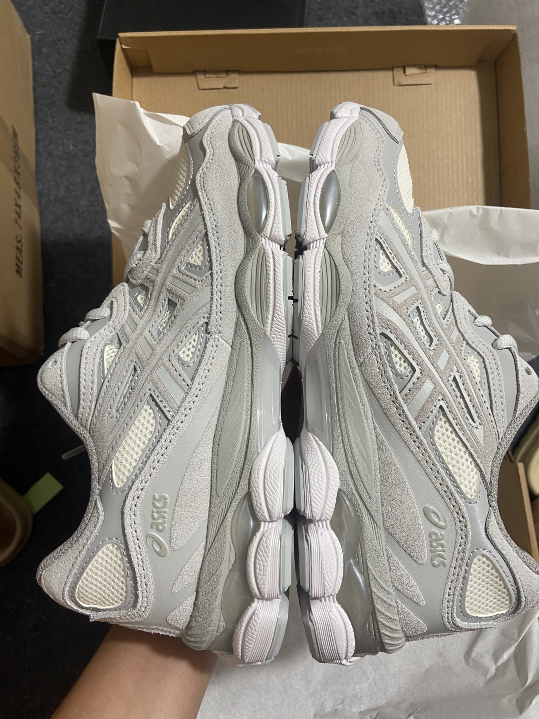  C版纯原 Asics Gel-NYC 亚瑟士运动休闲透气专业跑鞋 1203A663-101
#鞋面采