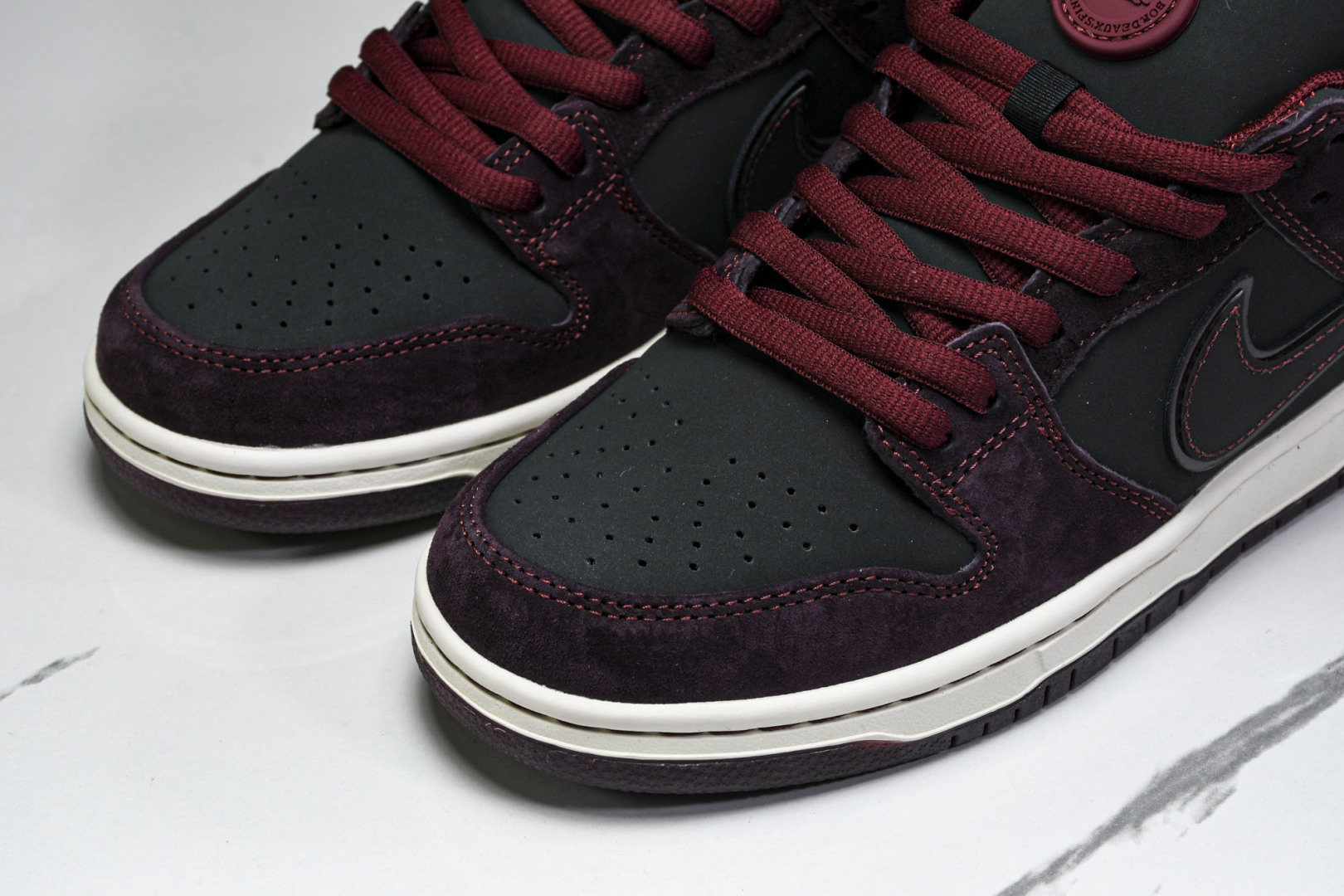 Dunk 尺码40-47.5

纯原版出品-RIOT Skateshop x NK SB Dunk Lo